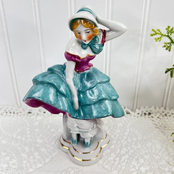 Vintage Japanese Lady Figurine With Hat & Ruffled Dress 7.5" Height - Picture 3 of 11
